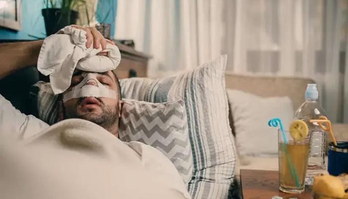 آیا می توان پس از جراحی بینی به پهلو خوابید؟