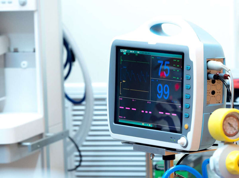 مقایسه جامع دستگاه نوار قلب (ECG) در بازار تجهیزات پزشکی ایران: راهنمای انتخاب بهترین مدل برای نیاز شما