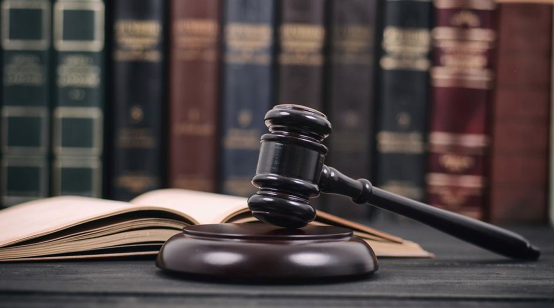 چطور شکایت از پزشک زیبایی را با موفقیت پیش ببریم؟